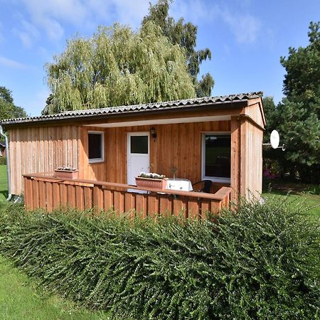 Quaint Bungalow Near Insel Poel With Garden Exterior photo